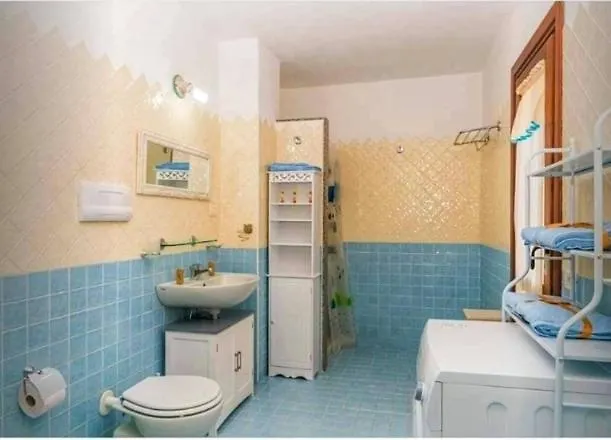 Casa Vacanze Mimosa La Maddalena Con Parcheggio Privato E Vista Mare Italia