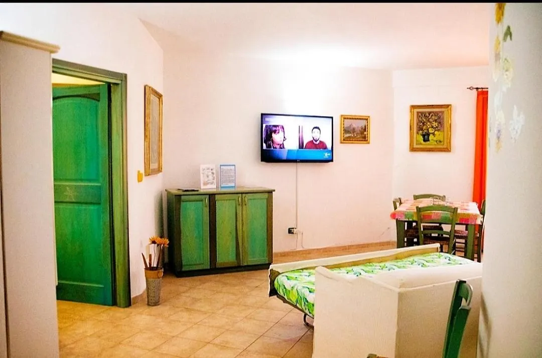 Appartamento Casa Vacanze Mimosa La Maddalena Con Parcheggio Privato E Vista Mare